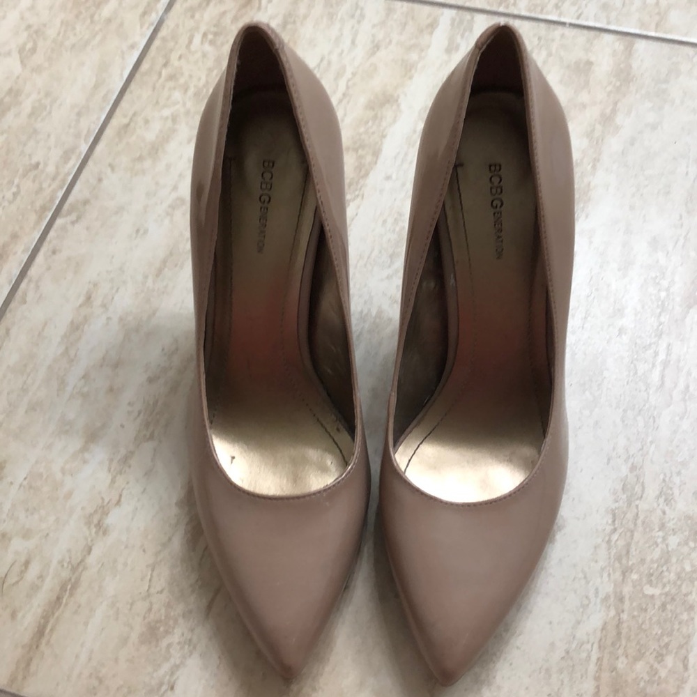 BCBG tan patent leather heels.